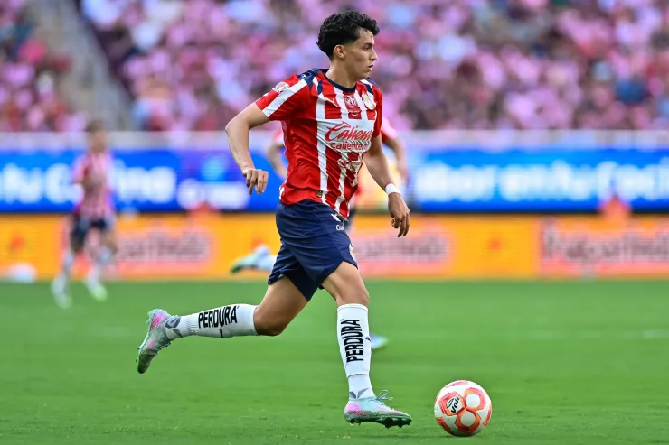 Richard Ledezma con Chivas