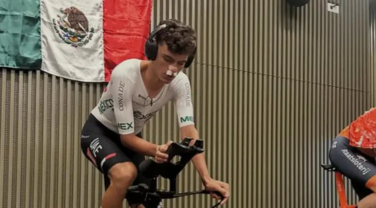 15-carreras-gano-isaac-del-toro-2025-pb-notas