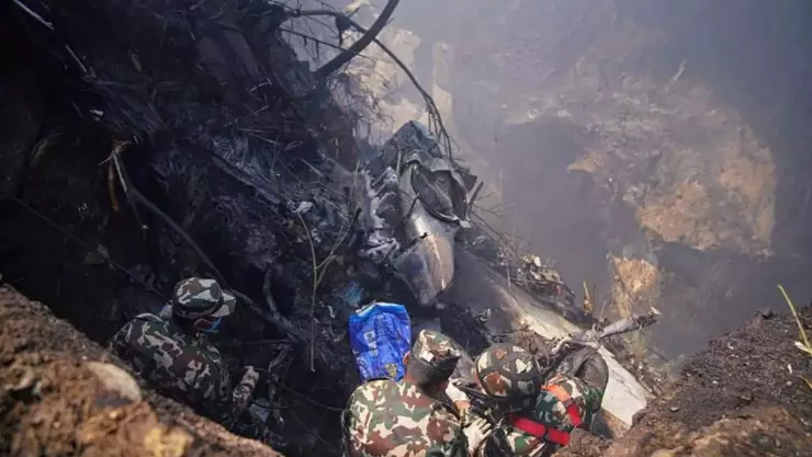 Video_ Al menos 68 muertos deja accidente de avión en Nepal