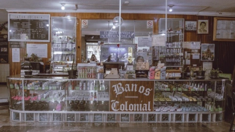 Baños públicos y sus mostradores