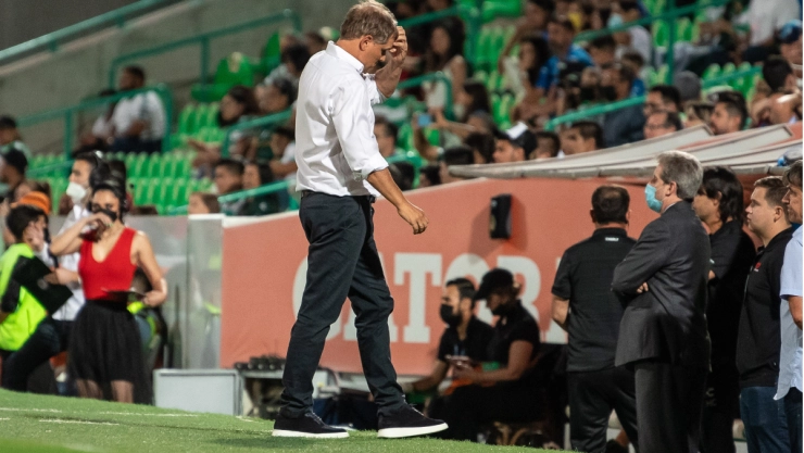 director técnico mejor pagado Liga MX