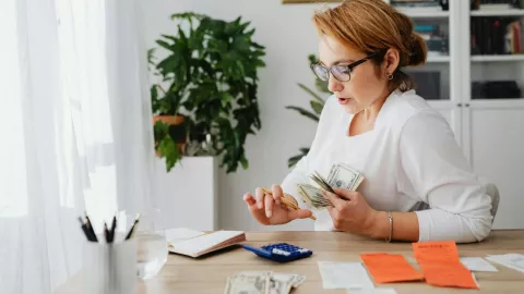 ¿Cómo aprender a ahorrar y hacer un presupuesto? Esto dice CONDUSEF