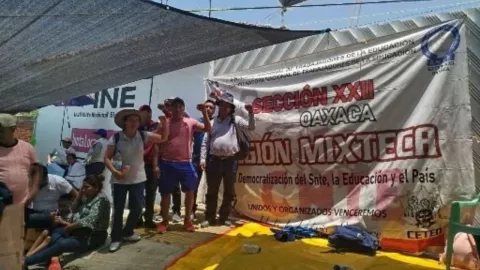 CNTE retira bloqueo del centro de distribución de Pemex en Tuxtla Gutiérrex, Chiapas
