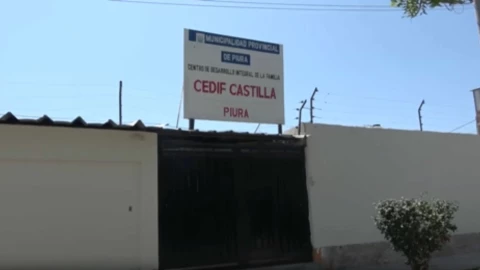 asalto-madres-de-familia-esperaban-hijos-salida-de-escuela-perú-video-centro