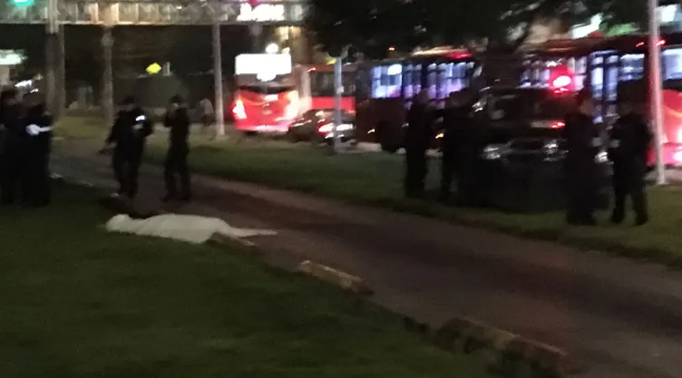 Muere al resistirse a un asalto en el microbus 2