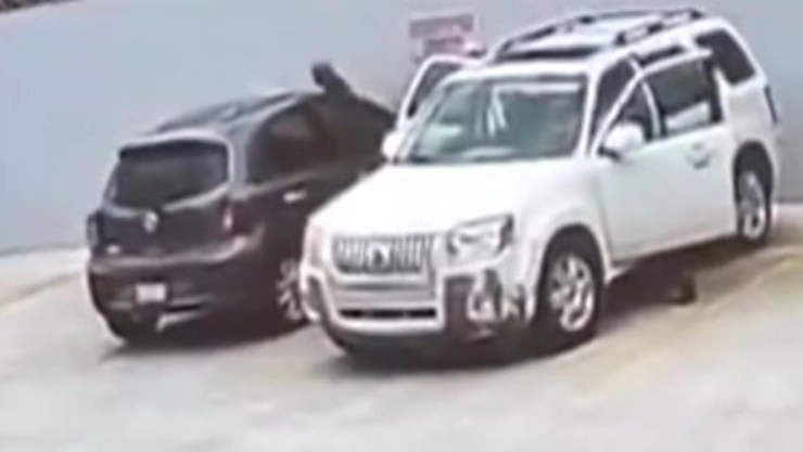 ¡Sabor amargo! Turistas, víctimas de delincuentes en heladería de Puebla; les roban auto en minutos