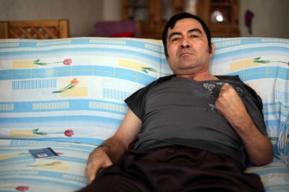 Jacinto Cruz (foto) y José Rodríguez, dos inmigrantes mexicanos en estado de coma, fueron deportados a México para recibir la atención médica que un hospital en EUA les negó a pesar de contar con un seguro médico por parte de la empresa en la que laboran.