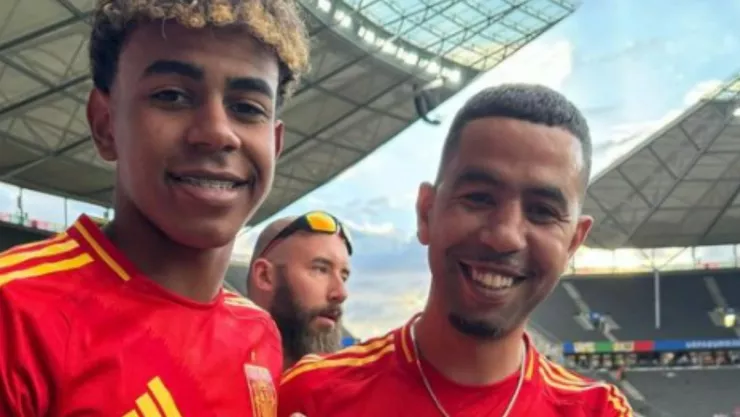 Lamine Yamal y su padre