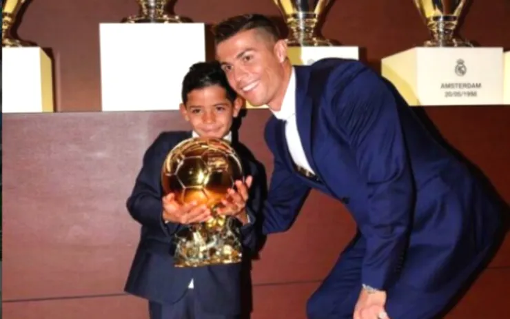 cristiano ronaldo y su hijo