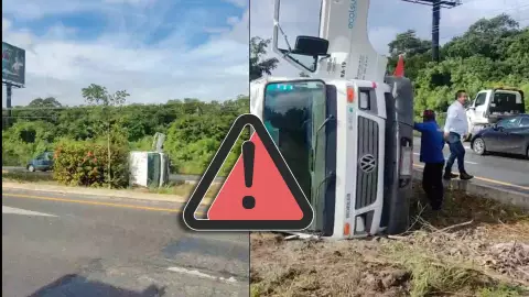 ¡AL MOMENTO! Se registra volcadura en la carretera federal 307; tramo Playa del Carmen- Cancún
