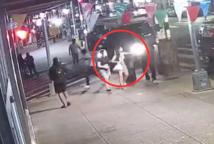 VIDEO | Hombre en estado de ebriedad atropella a adolescente en Queens, Nueva York