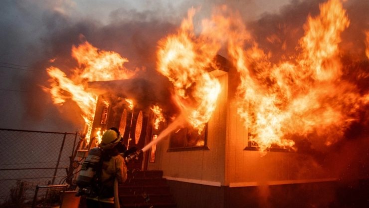 Los incendios en California dejan seis muertos esta semana