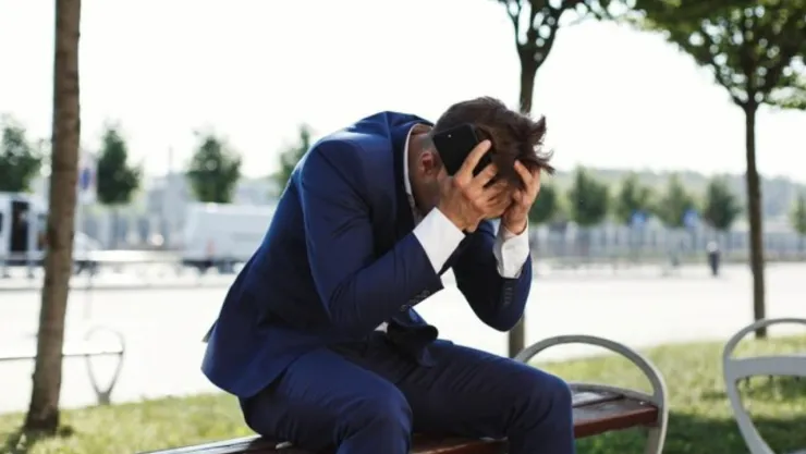 CRISIS EN HOMBRE