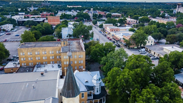 una vista de la ciudad de New Braunfels