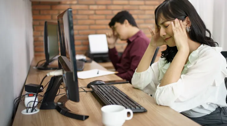 ¿Por qué las personas se frustran con su vida laboral? Esto dice Harvard
