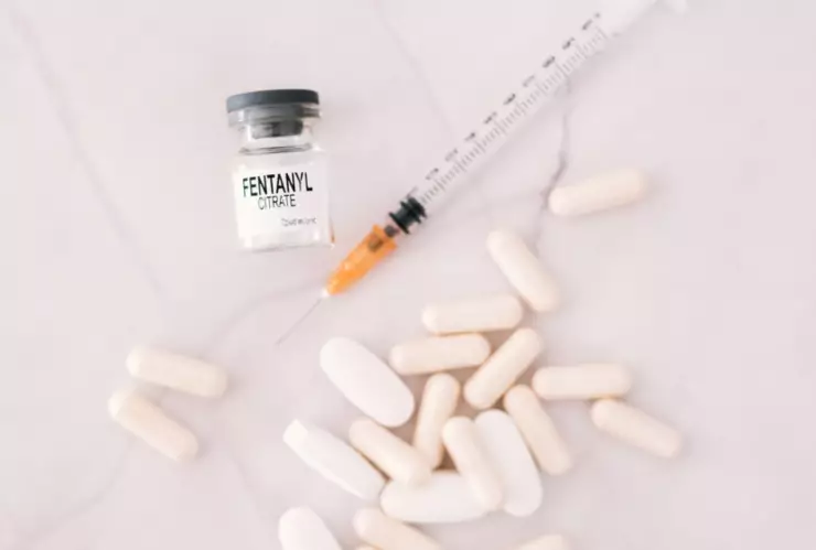 Al menos una veintena de niños han muerto en Missouri a causa del fentanilo.