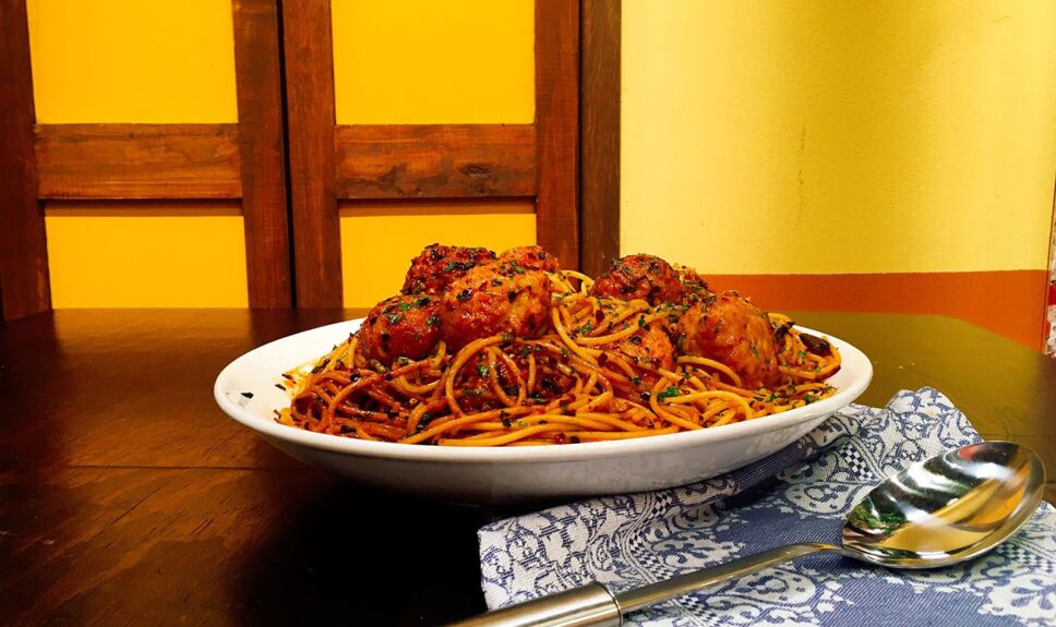 Receta Espaguetti con albóndigas de camarón Cocineros Mexicanos