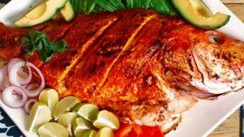 Pescado zarandeado trece