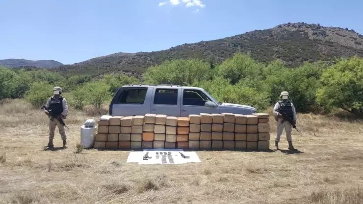 Millón de pesos en droga Sedena