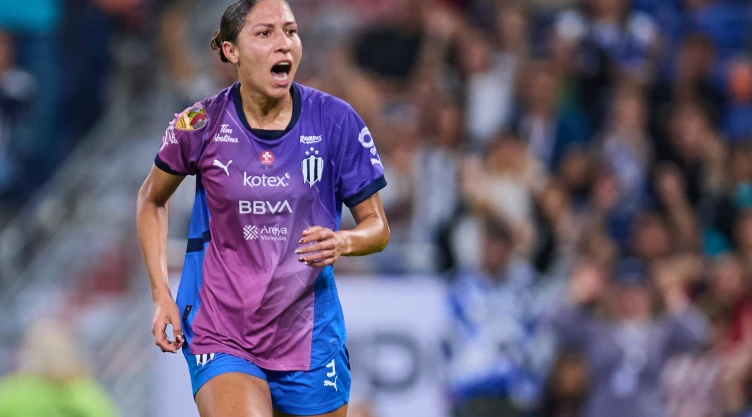Myra Delgadillo festeja gol con Rayadas de Monterrey