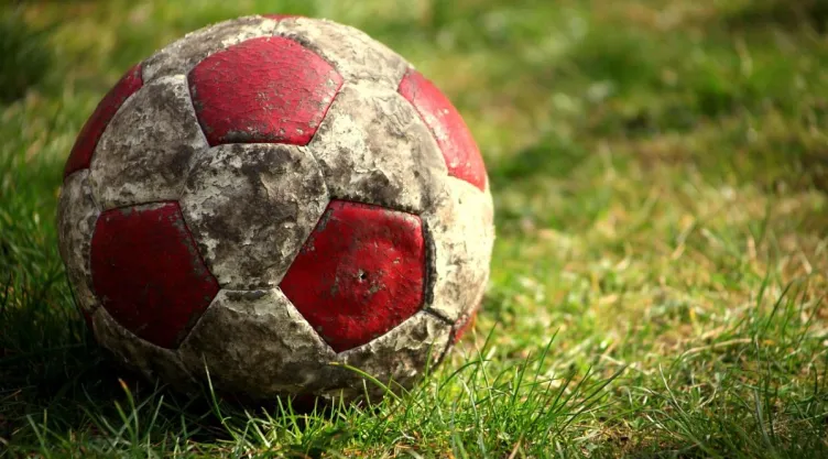 Muere querido futbolista y su equipo lo despide de manera desgarradora: “Fue un compañero ejemplar”