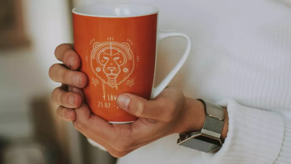 PORTADA HORÓSCOPO DE HOY NANA CALISTAR.jpg