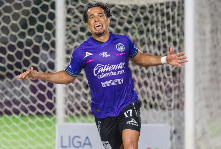 Regresan aficionados a los estadios en los triunfos de Necaxa y Mazatlán