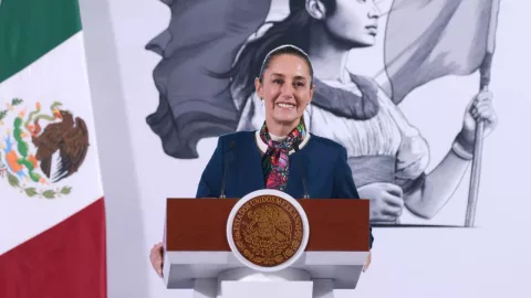 Presidenta Claudia Sheinbaum desde su mañanera del pueblo.