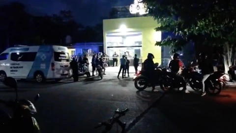 Joven muere aplastado por barra de acero mientras se ejercitaba en gimnasio de Yucatán