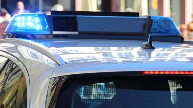 Abandonan auto con cuerpos desmembrados en la Libertad