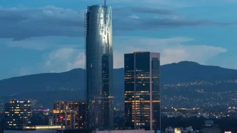 mitikah caída elevador