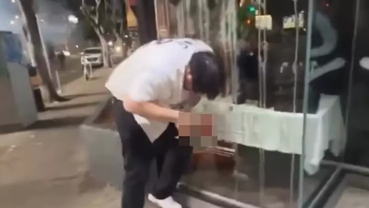 Fanático de los Dodgers pierde sus dedos