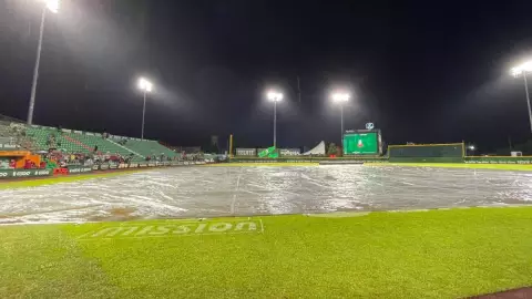 ¿A qué hora fue reprogramado el partido de este miércoles de los Leones de Yucatán vs Diablos Rojos de México?