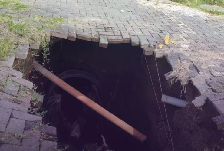 ÚLTIMA HORA | Reportan aparición de enormes socavones que obstruyen varias vialidades en el Área Metropolitana de Guadalajara