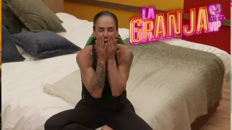 Entre lágrimas, Lis Vega agradece la experiencia de La Granja VIP y recuerda a su familia.