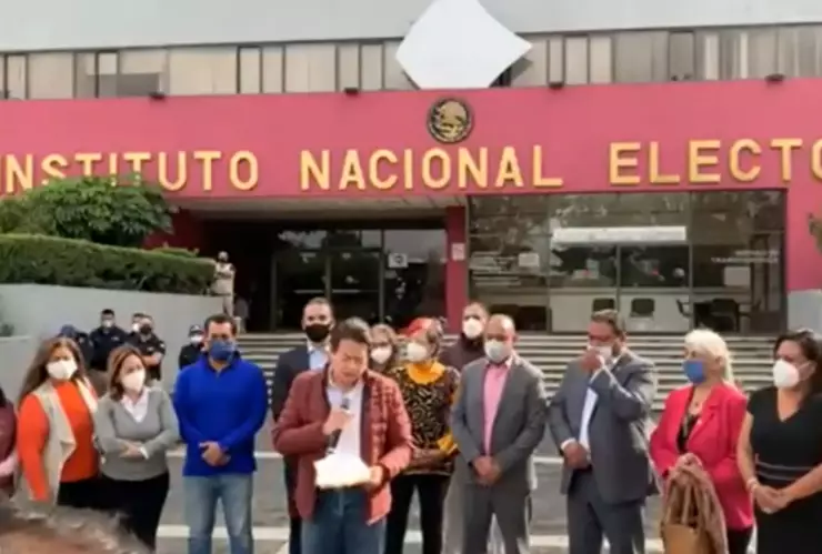 Mario Delgado carta al INE