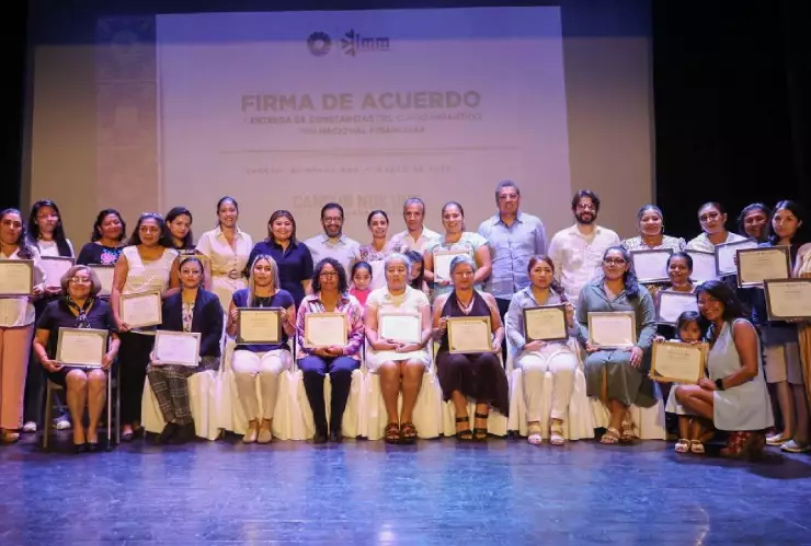 Impulsan capacitación permanente para mujeres emprendedoras en Cancún