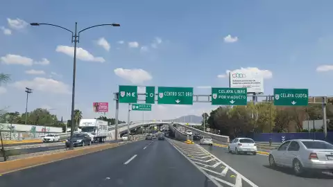 Paseo 5 de Febrero.jpeg