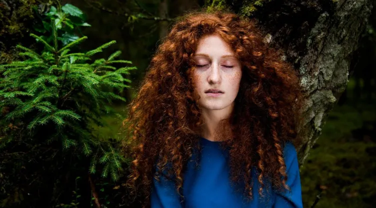 /especiales-azteca/que-significa-cabello-frizz-segun-psicologia-pb-notas