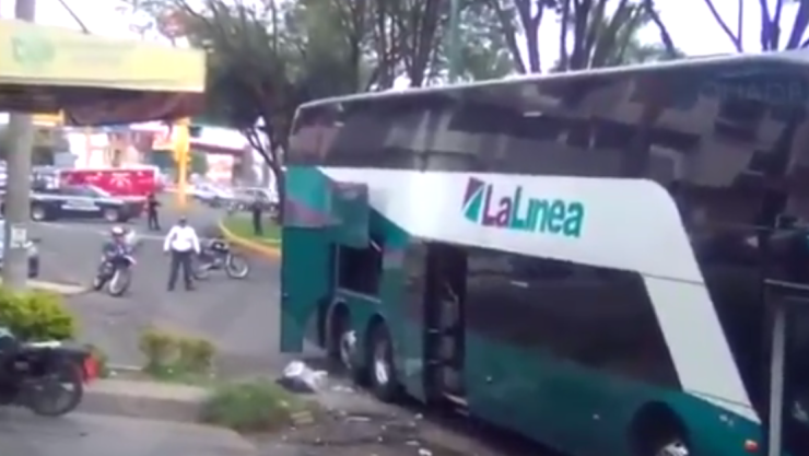 Explosión de autobus