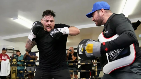 Andy Ruiz en entrenamiento para pelea ante Luis Ortiz
