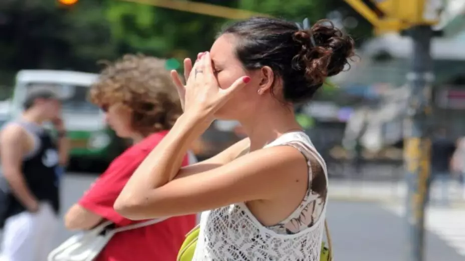 Así puedes evitar enfermedades causadas por la ola de calor