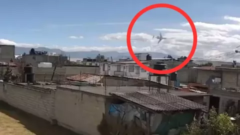 Desplome mortal en Toluca: avioneta privada cae y deja 10 muertos