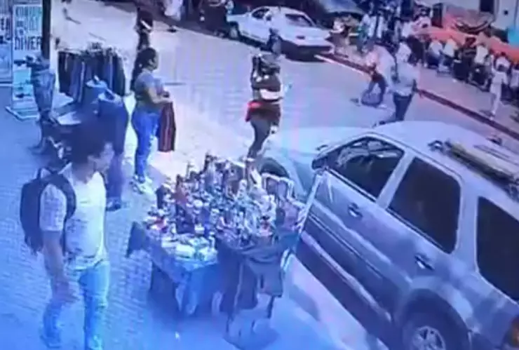 VIDEO: Colapso de parada en Tuxtla Gutiérrez, Chiapas deja dos muertos