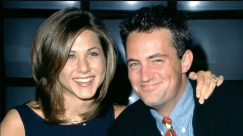 Jennifer Aniston se despide de Matthew Perry en emotivo mensaje