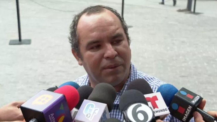 Ordenan a Livia Brito y a su exmarido Mariano Martínez pagarle más de un millón de pesos al fotógrafo Ernesto Zepeda