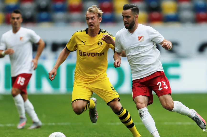 Dortmund saca el triunfo en tiempo de compensación