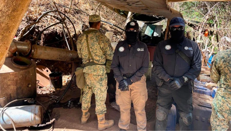 Operativo de Tamazula, Durango, decomisa narcolaboratorio y pista clandestina