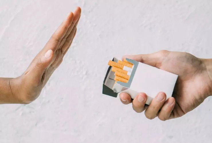 Es importante entender que dejar de fumar es un camino que puede incluir recaídas en el proceso.