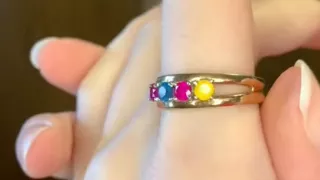 Anillos acrósticos